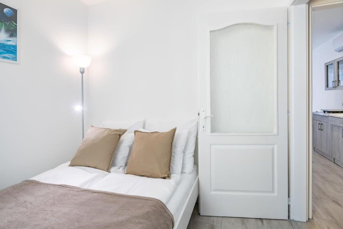 Convenient 2-Room Central Apartment Budapeste Exterior foto